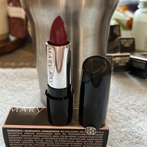 Mary Kay Gel Semi-Shine Lipstick